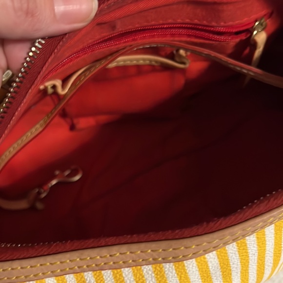 Dooney & Bourne Handbag - Picture 4 of 4